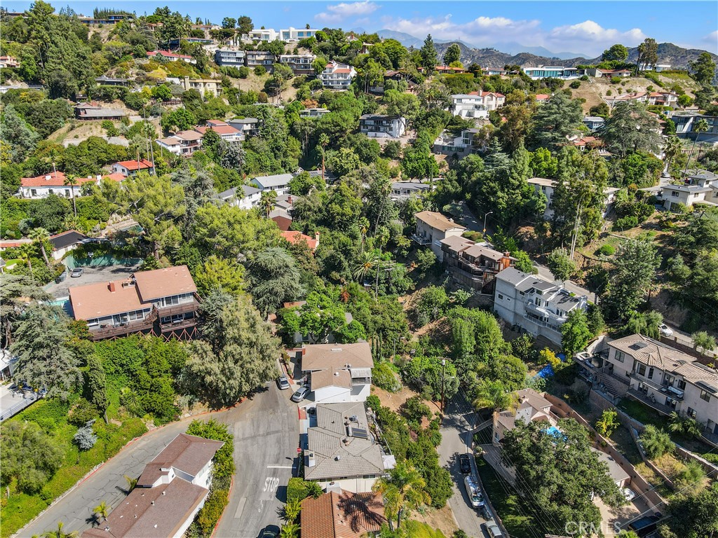 536 Cavanagh Road Glendale, CA 91207 - Photo 36 of 39 an aerial view of residential house with outdoor space and trees all around