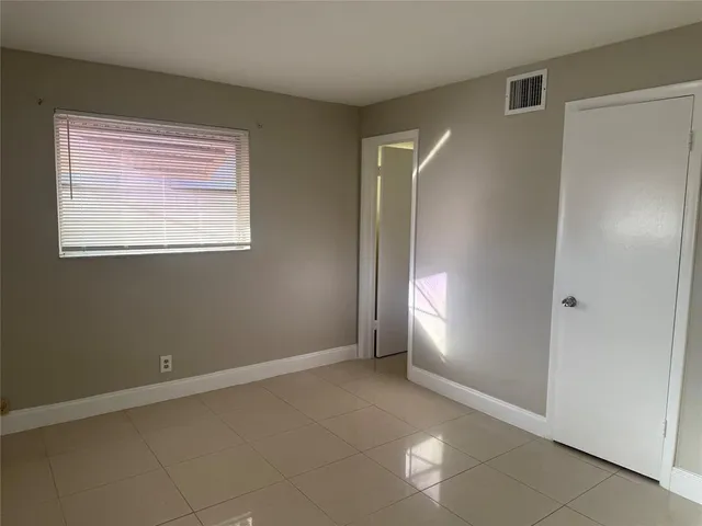 $2,900 | 5141 Southwest 95th Avenue, Cooper City, FL 33328