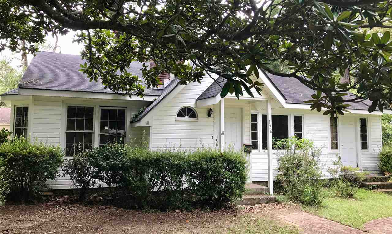 126 Nichols Avenue Fairhope, AL 36532 - Photo 1 of 9