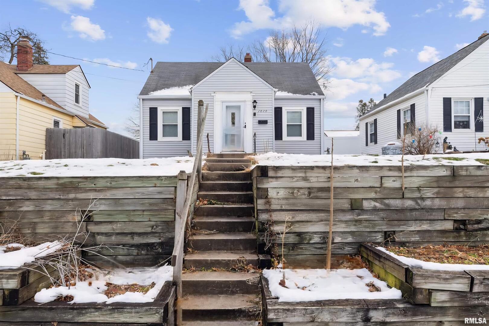 a view of a storage & utility room