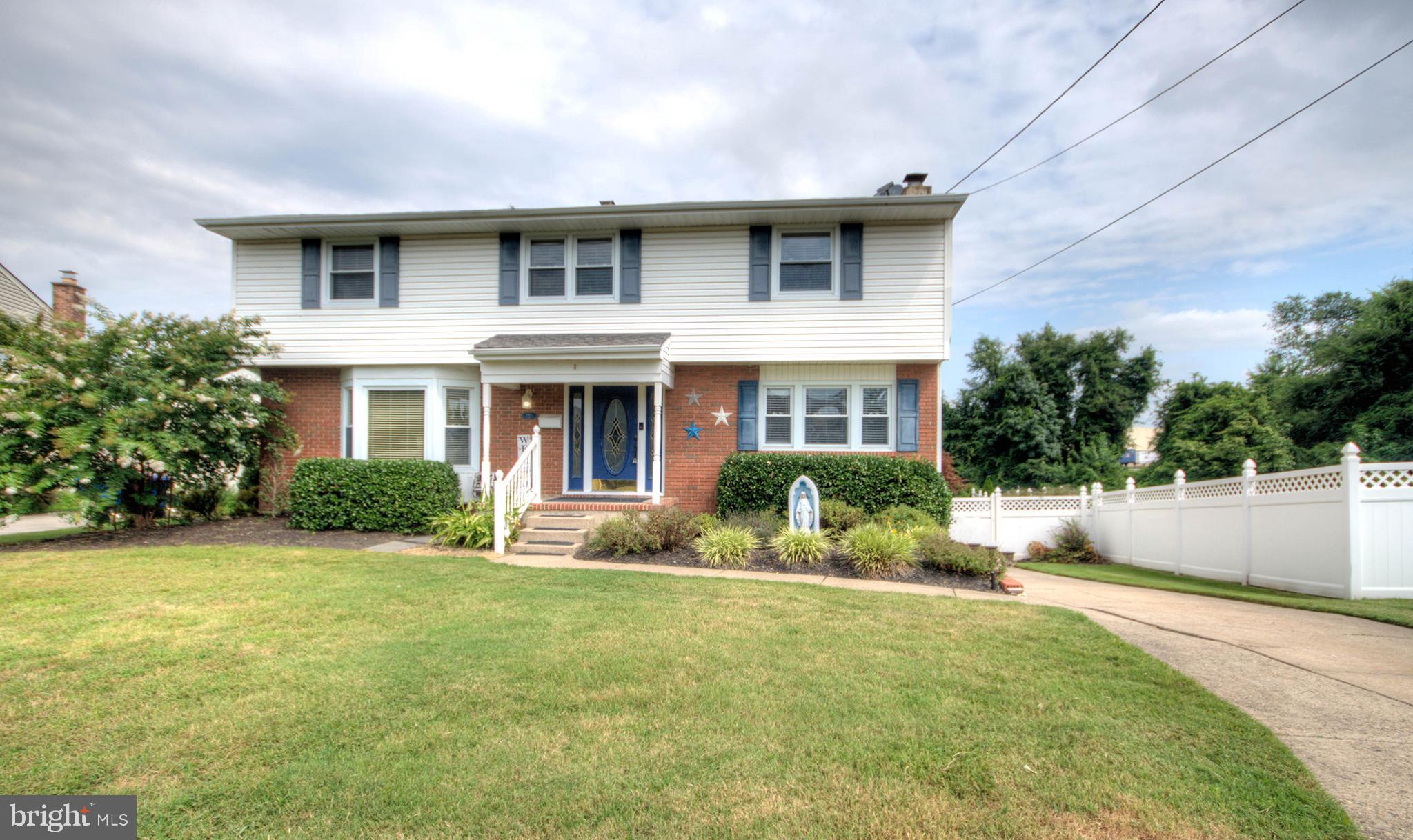 721 Rancocas Avenue Riverside, NJ 08075 - Photo 2 of 55