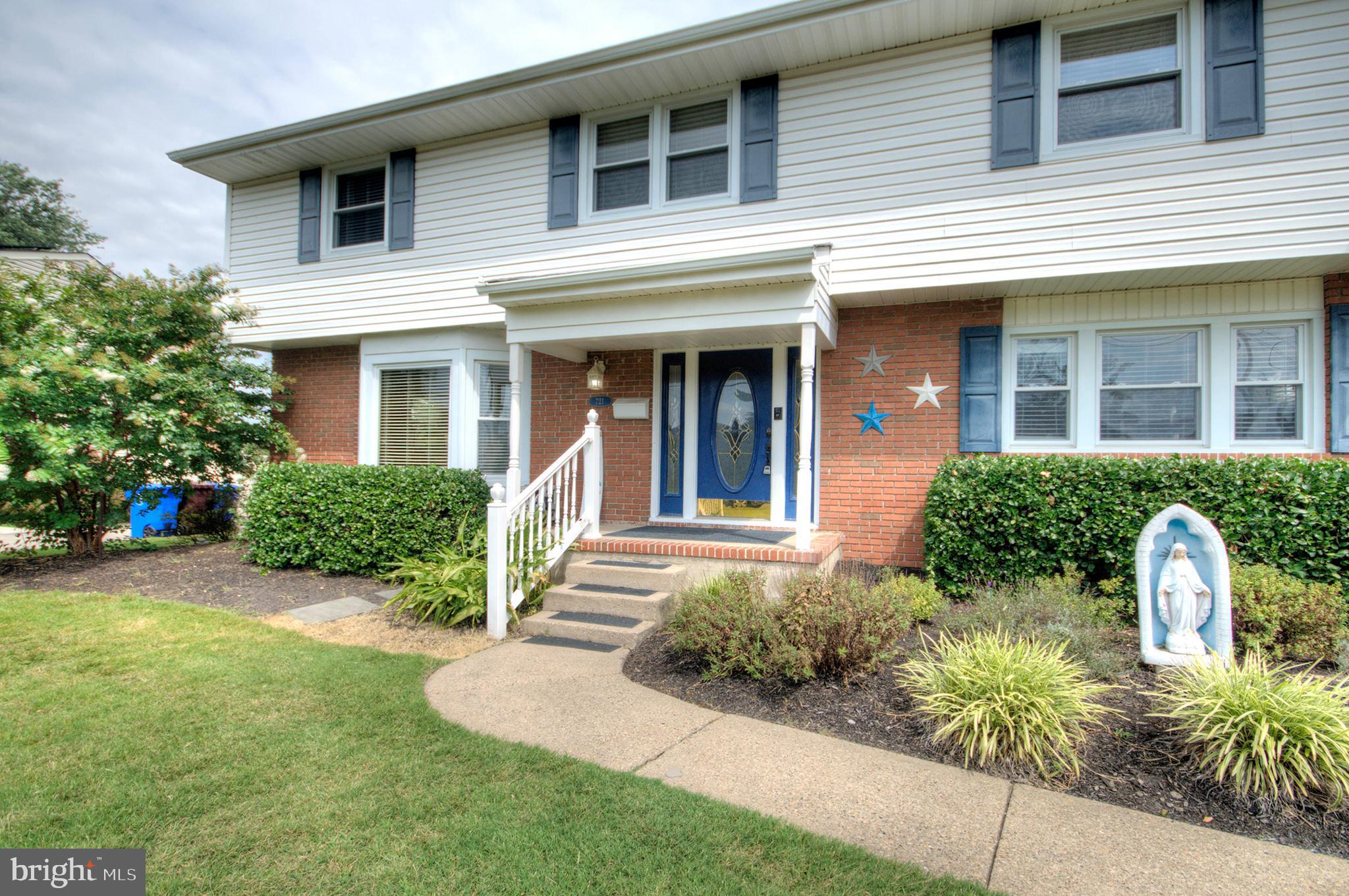 721 Rancocas Avenue Riverside, NJ 08075 - Photo 3 of 55