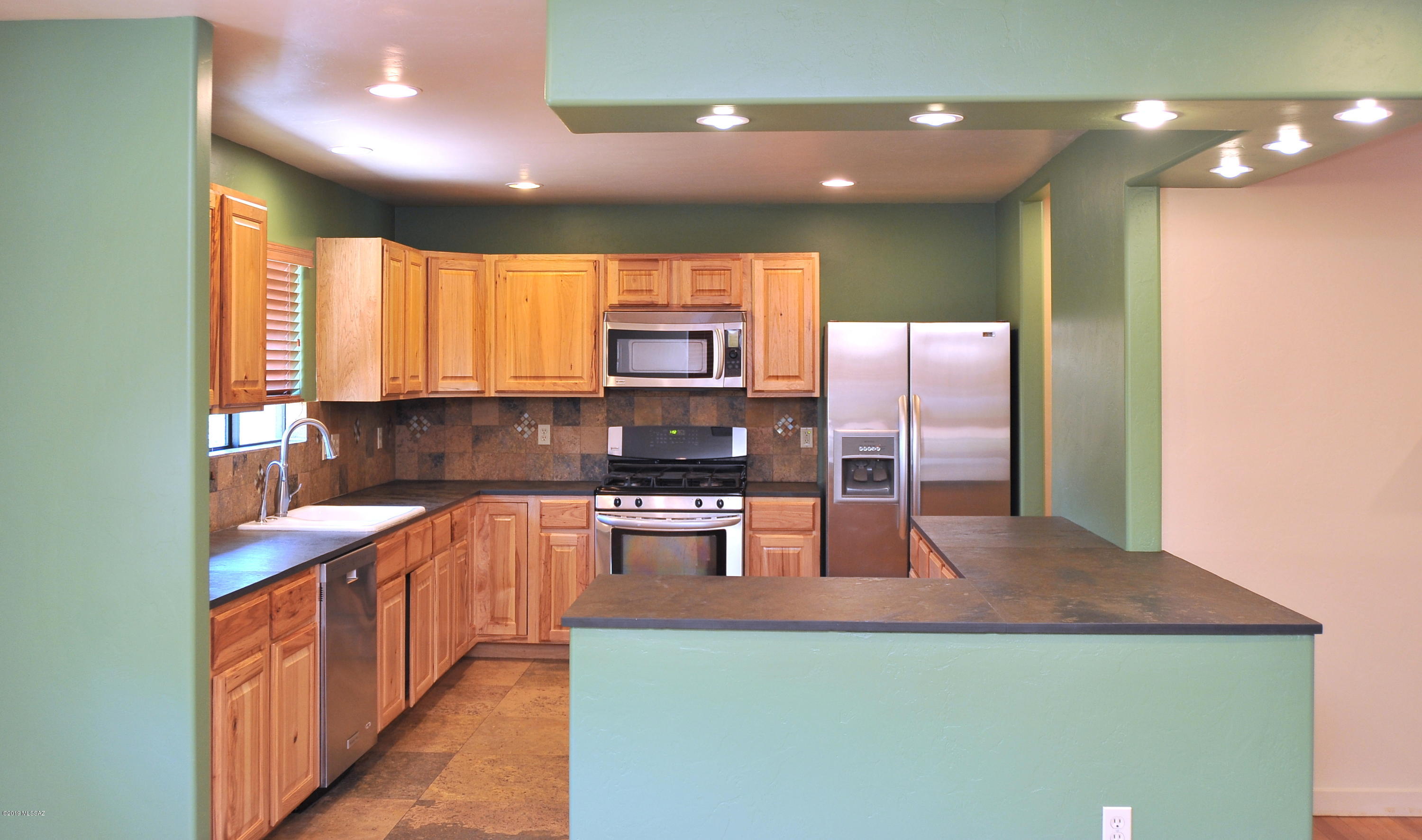 2326 East Lind Road Tucson, AZ 85719 - Photo 12 of 49 Gallery Image 12