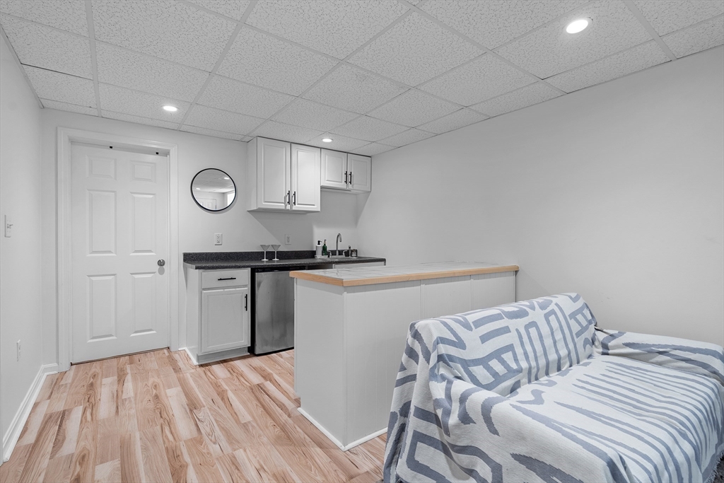 19 Meadowsweet Road West Newbury, MA 01985 - Photo 31 of 40