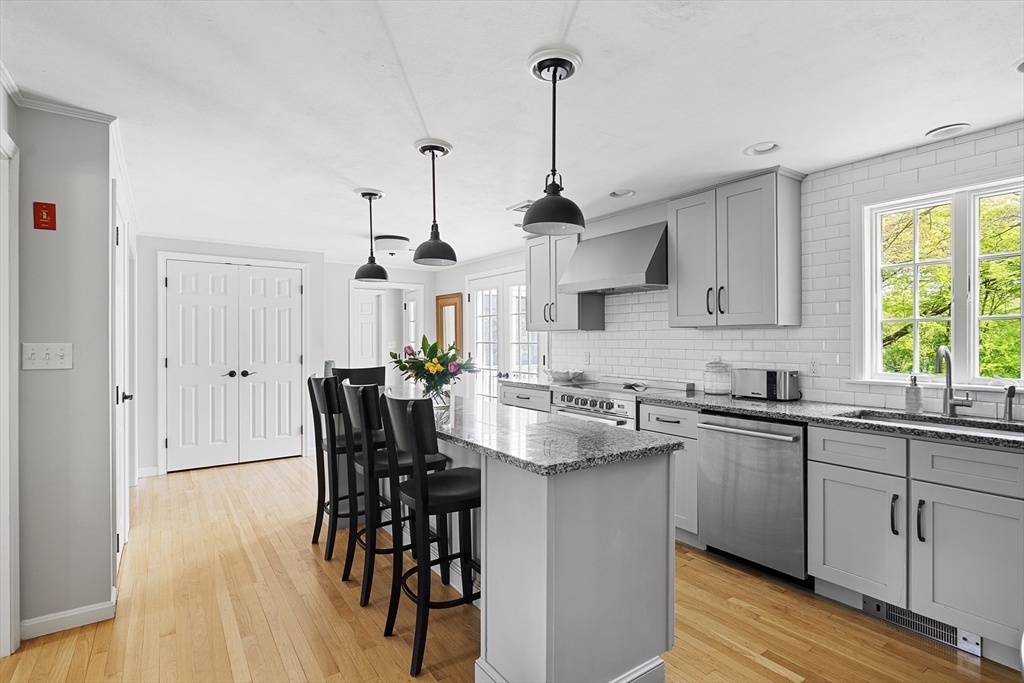 19 Meadowsweet Road West Newbury, MA 01985 - Photo 6 of 40