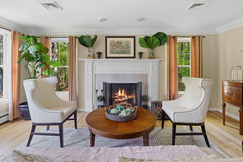 19 Meadowsweet Road West Newbury, MA 01985 - Photo 8 of 40