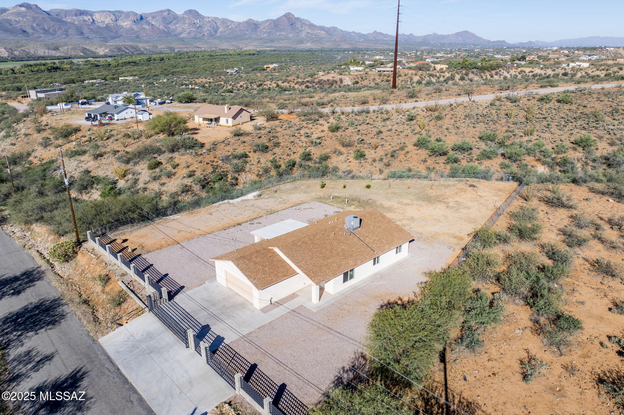 118 Calle Tiburon Rio Rico, AZ 85648 - Photo 2 of 34