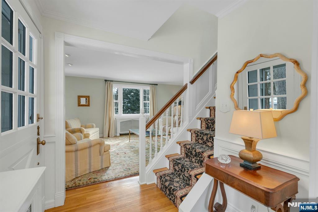 724 West Saddle River Road Ho-Ho-Kus, NJ 07423 - Photo 12 of 26