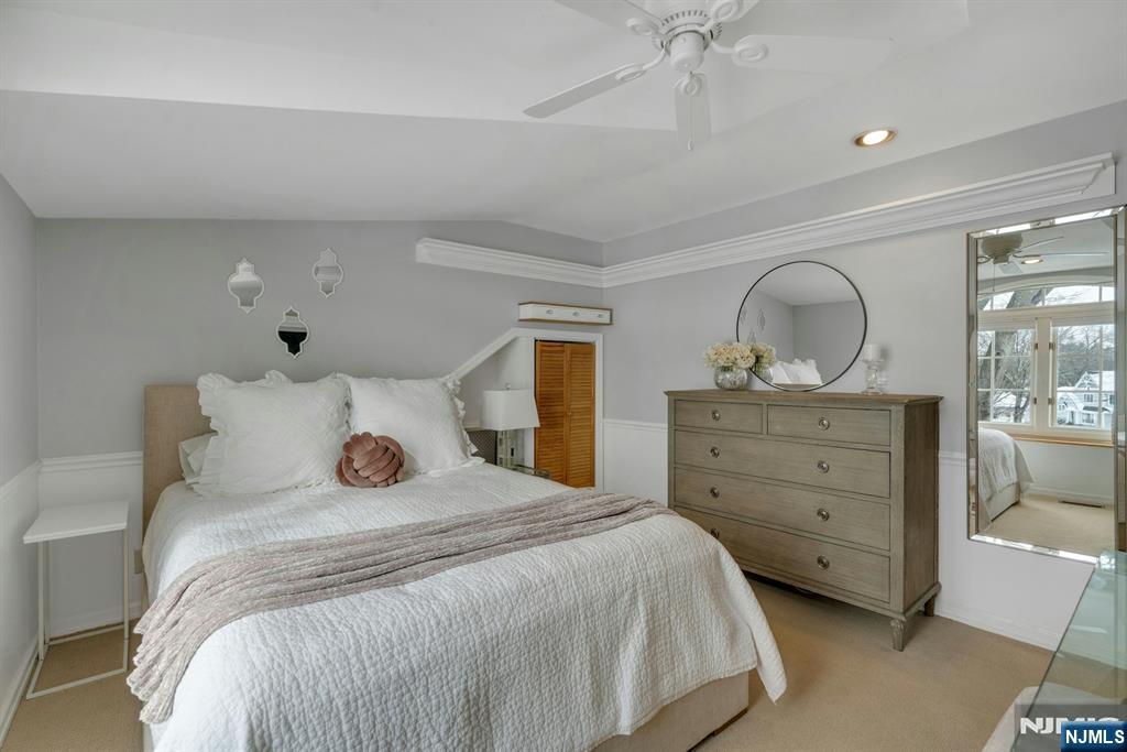 724 West Saddle River Road Ho-Ho-Kus, NJ 07423 - Photo 18 of 26