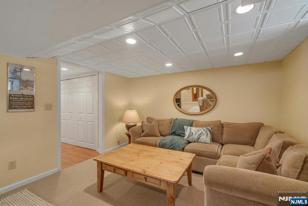 724 West Saddle River Road Ho-Ho-Kus, NJ 07423 - Photo 22 of 26