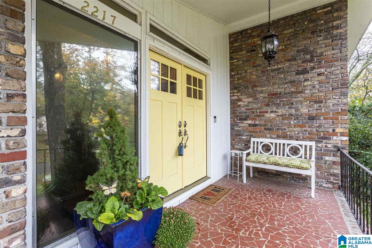 2217 Blue Ridge Boulevard Birmingham, AL 35226 - Photo 3 of 40