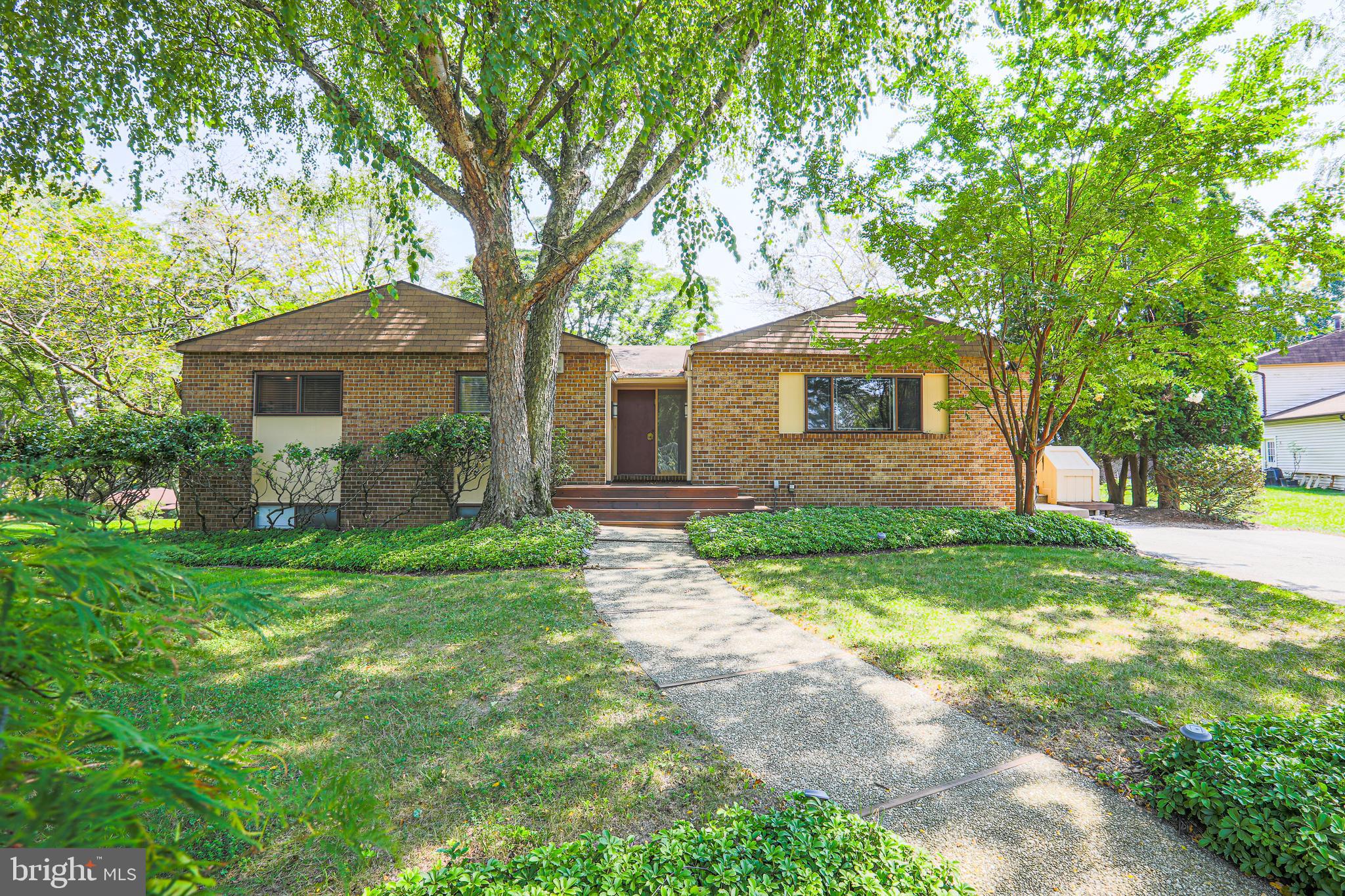 2117 Burdock Road Baltimore, MD 21209 - Photo 54 of 66 Pretty Greengate rancher