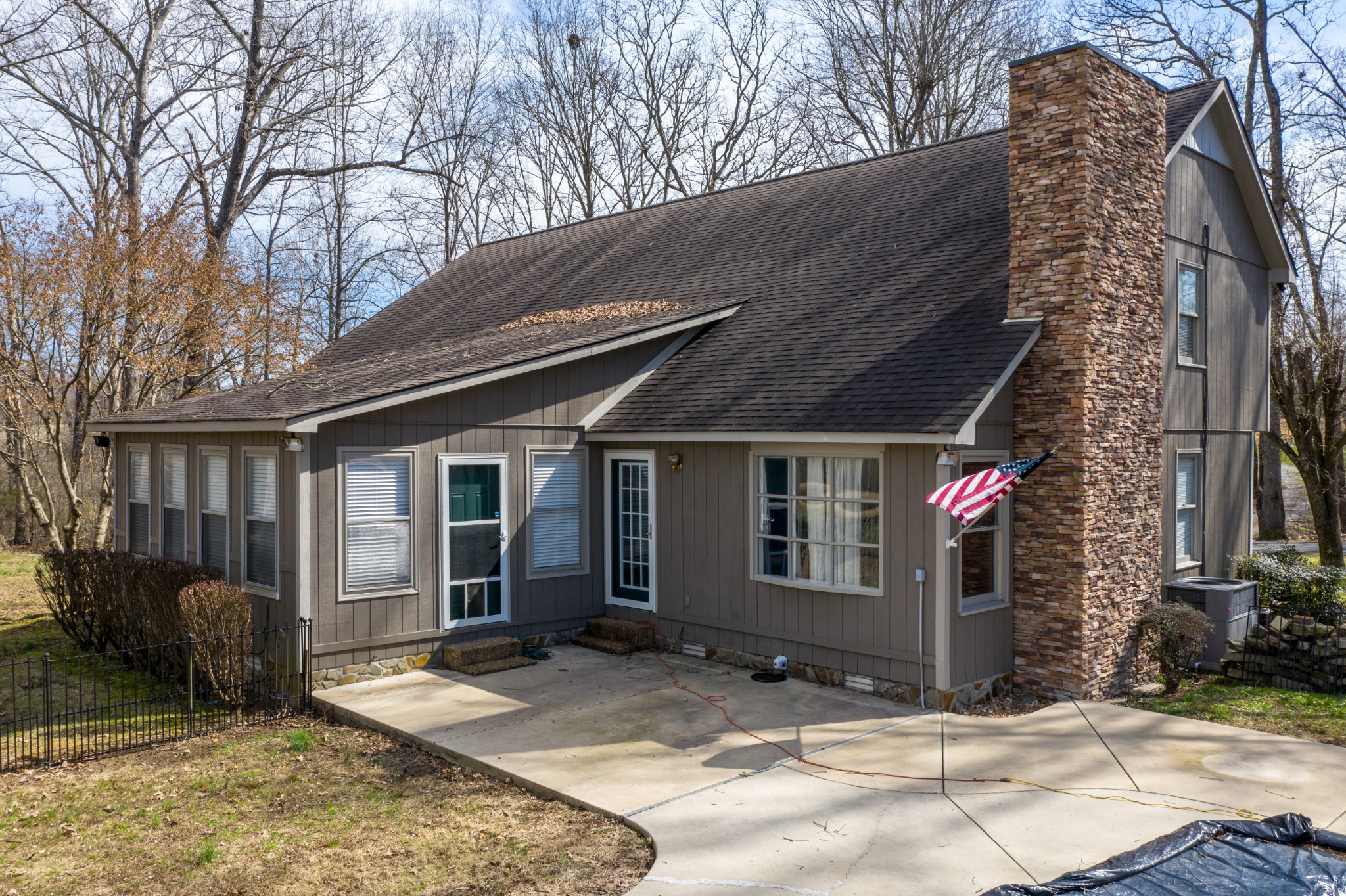 879 Carter Blake Road Tullahoma, TN 37388 - Photo 5 of 32 Gallery Image 5