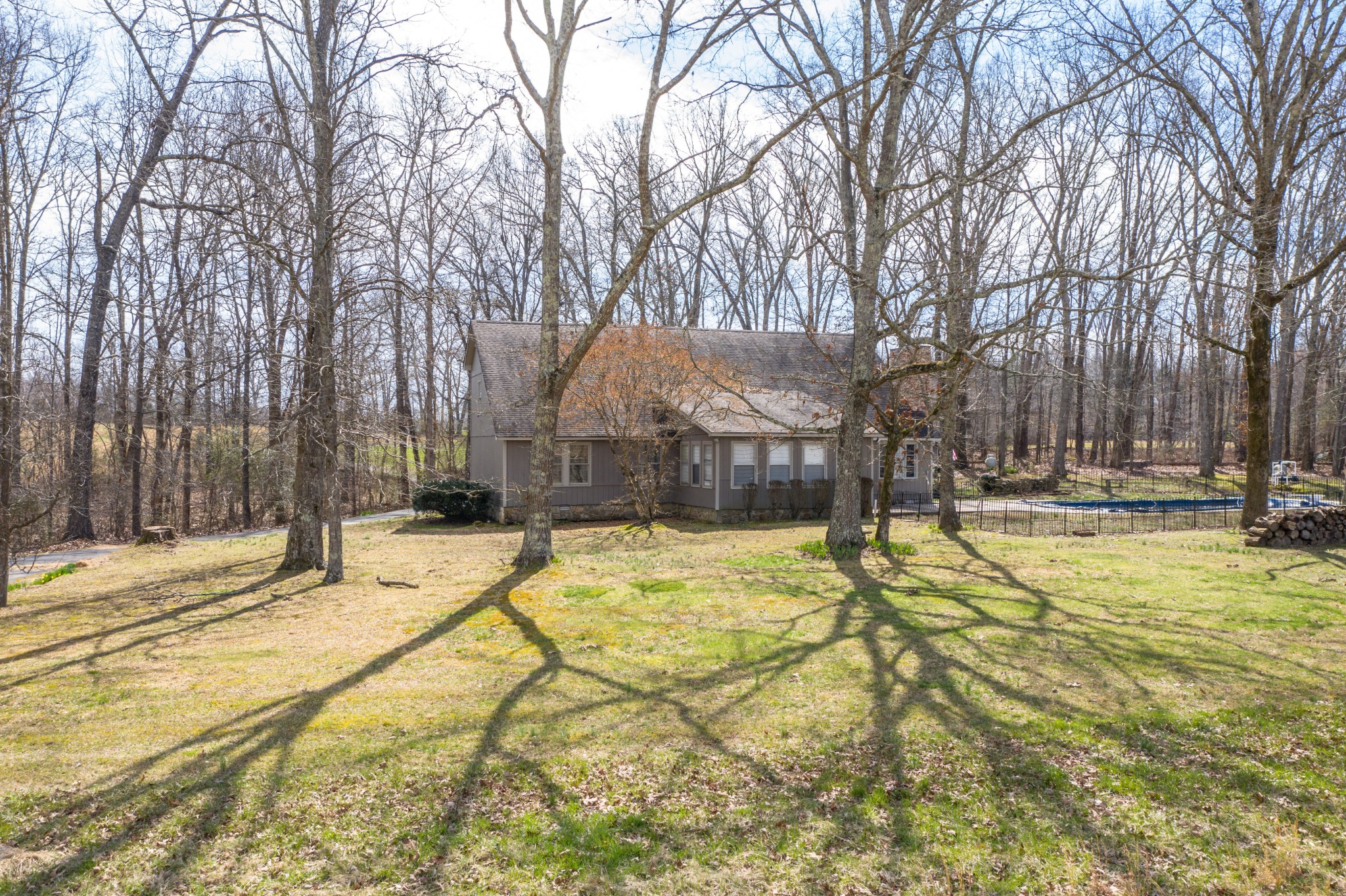 879 Carter Blake Road Tullahoma, TN 37388 - Photo 8 of 32 Gallery Image 8