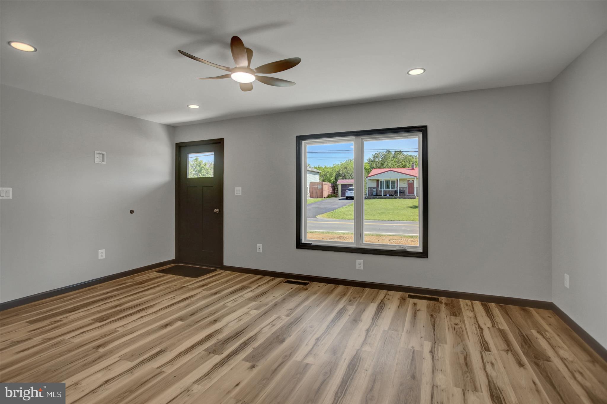 1129 Sollenberger Road, Unit 5 Chambersburg, PA 17202 - Photo 5 of 29