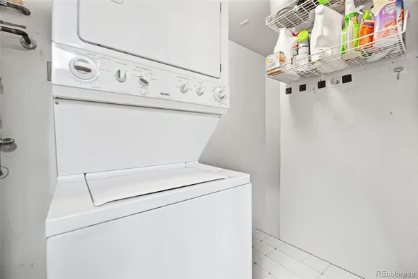 a close up view of washer and dryer