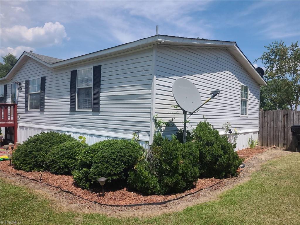 2824 Frank Kilpatrick Road Grifton, NC 28530 - Photo 4 of 48