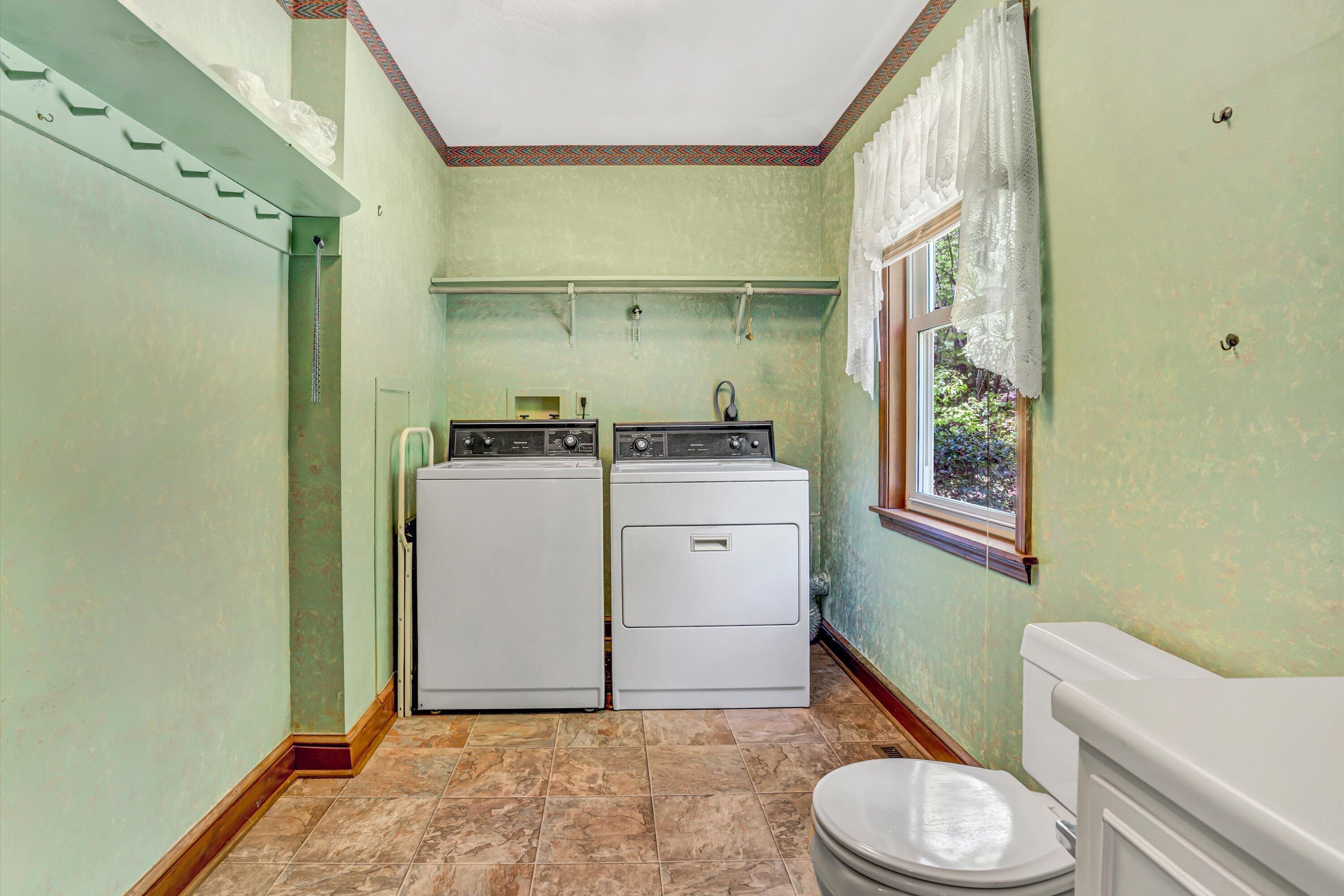 551 Heather Ridge Drive Rocky Mount, VA 24151 - Photo 14 of 41 a bathroom with a sink toilet vanity and window