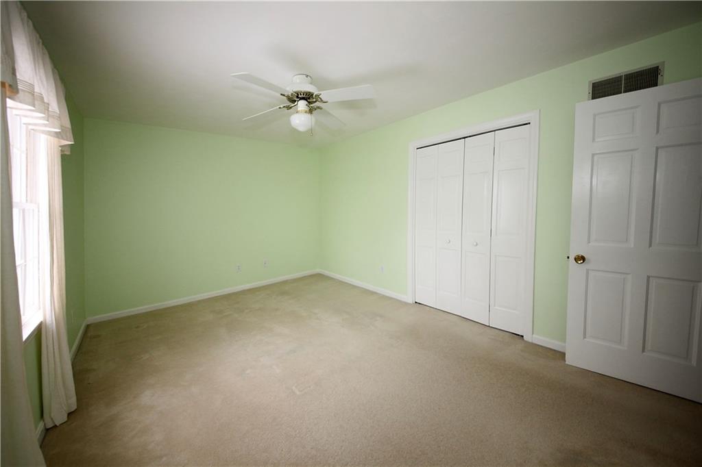 3243 Ridgeway Road Greensburg, PA 15601 - Photo 17 of 25 Gallery Image 17