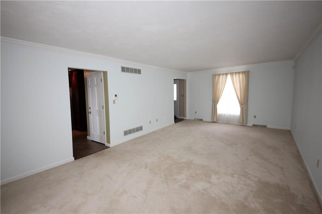 3243 Ridgeway Road Greensburg, PA 15601 - Photo 6 of 25 Gallery Image 6