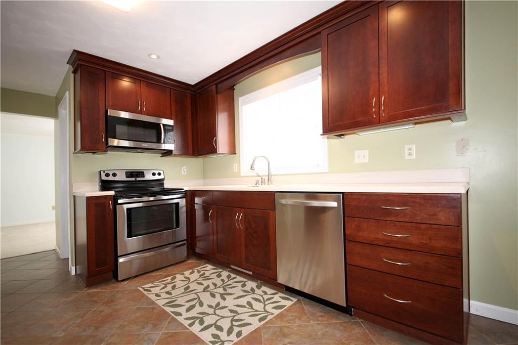 3243 Ridgeway Road Greensburg, PA 15601 - Photo 7 of 25 Gallery Image 7