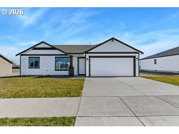 149 Southwest Eagle Drive Boardman, OR 97818 - Photo 1 of 28
