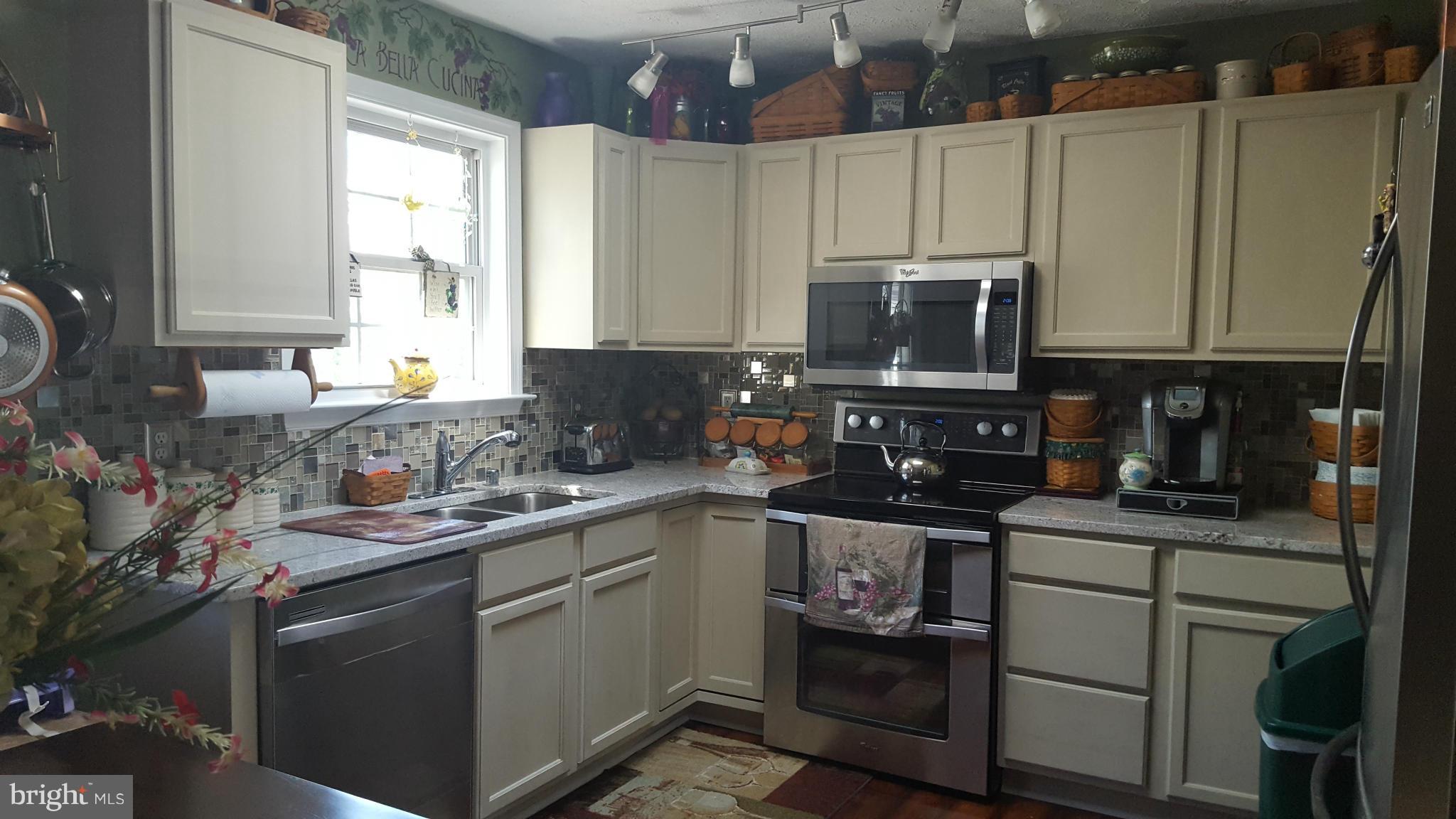 646 San Gabriel Road Lusby, MD 20657 - Photo 22 of 22 kitchen