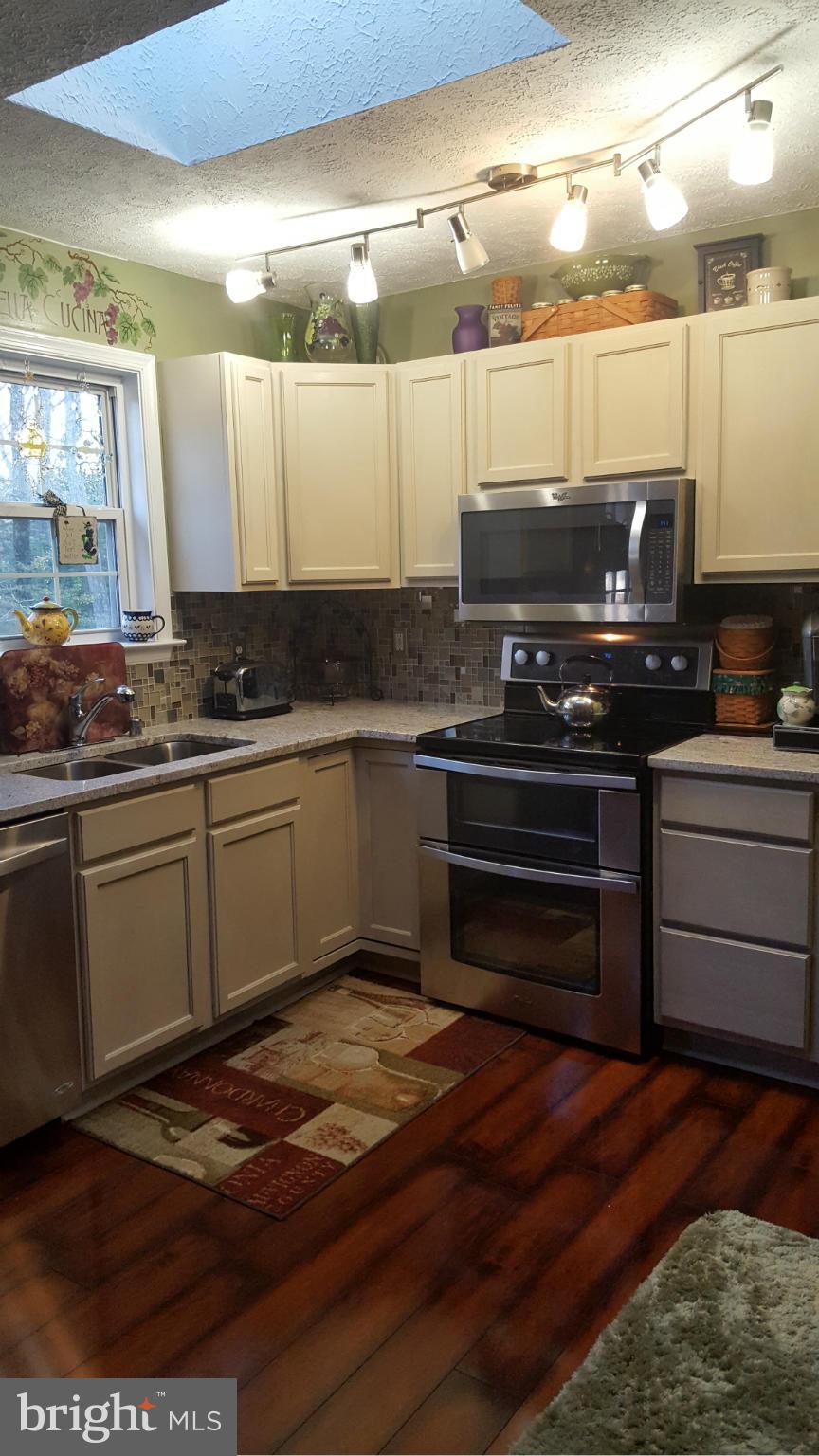 646 San Gabriel Road Lusby, MD 20657 - Photo 8 of 22 Kitchen