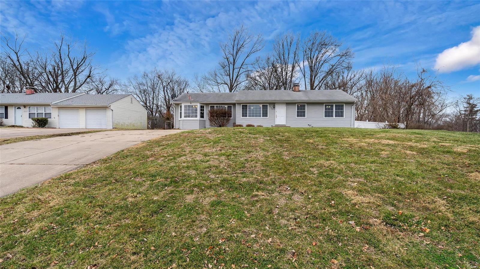 209 Old Ballwin Road Ballwin, MO 63021 - Photo 1 of 19