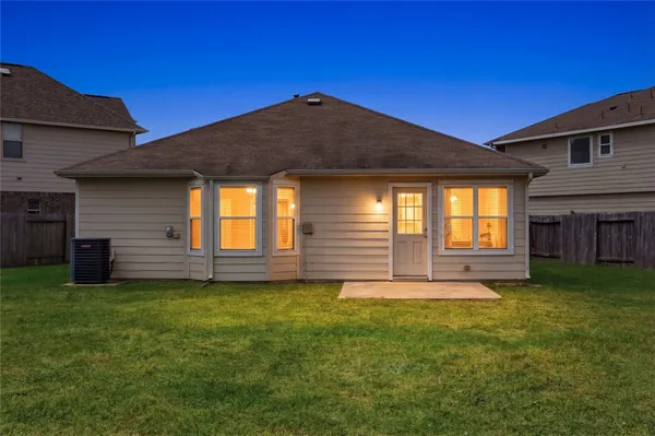 $1,850 | 15106 Winter Meadow Court, Humble, TX 77396