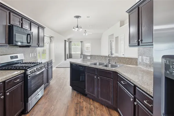 $1,850 | 15106 Winter Meadow Court, Humble, TX 77396