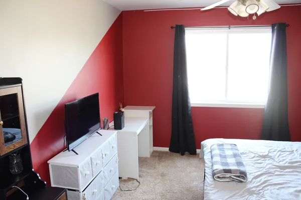 $245,000 | 215 Morrow Street, Unit C, Somonauk, IL 60552