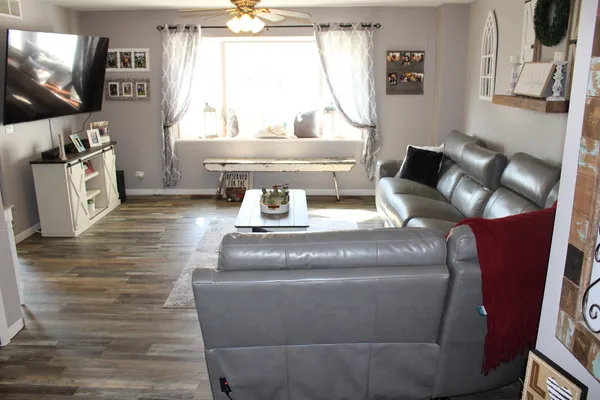 $245,000 | 215 Morrow Street, Unit C, Somonauk, IL 60552