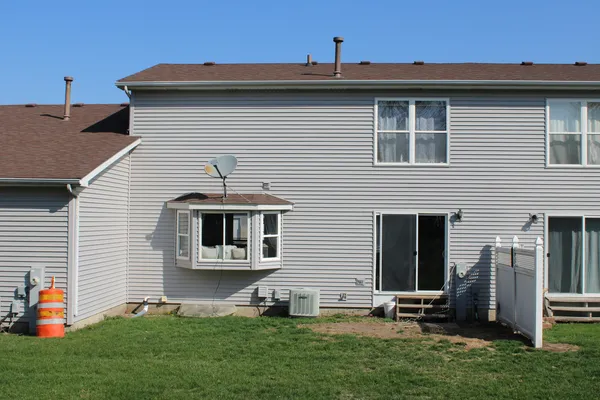 $245,000 | 215 Morrow Street, Unit C, Somonauk, IL 60552