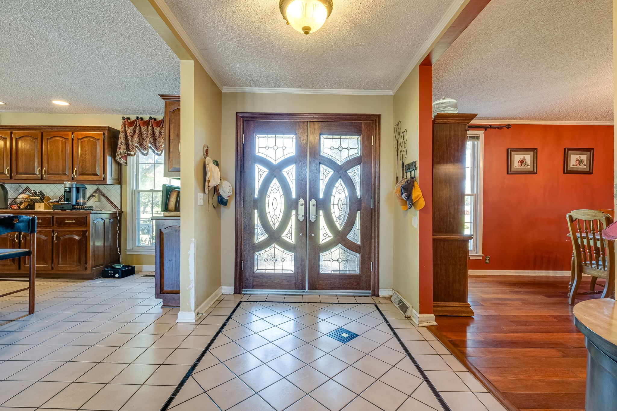 5025 Hickory Ridge Road Lebanon, TN 37087 - Photo 6 of 52 a view of a hallway with interior of the house