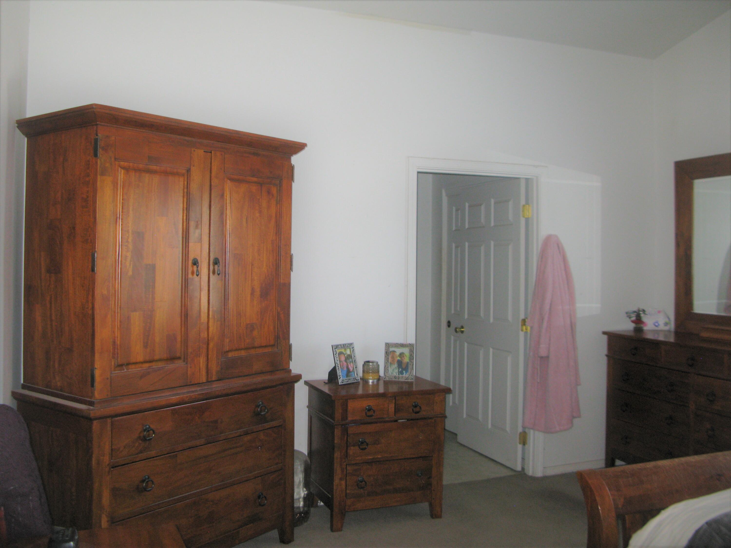 2422 Southwest 33rd Street Redmond, OR 97756 - Photo 11 of 19 High vaults in bedrooms.