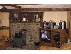 54 B Conleys Grove Road, Unit B Derry, NH 03038 - Photo 3 of 5