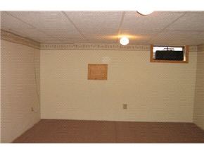 54 B Conleys Grove Road, Unit B Derry, NH 03038 - Photo 4 of 5