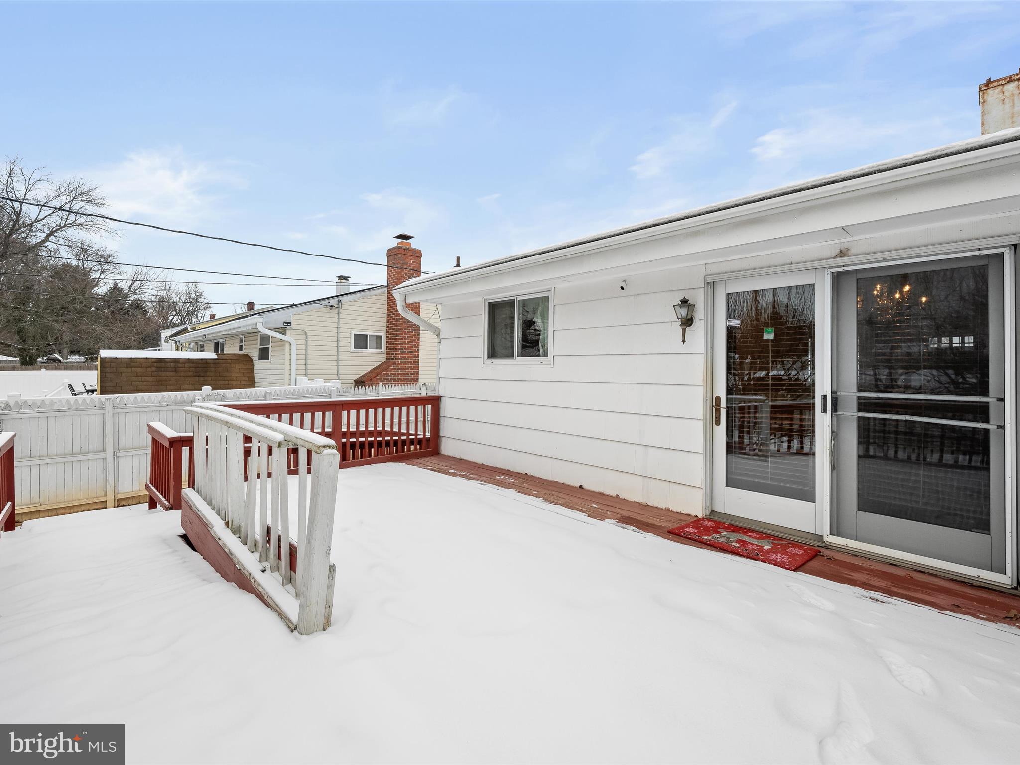 8537 Lucerne Road Randallstown, MD 21133 - Photo 42 of 49 Deck