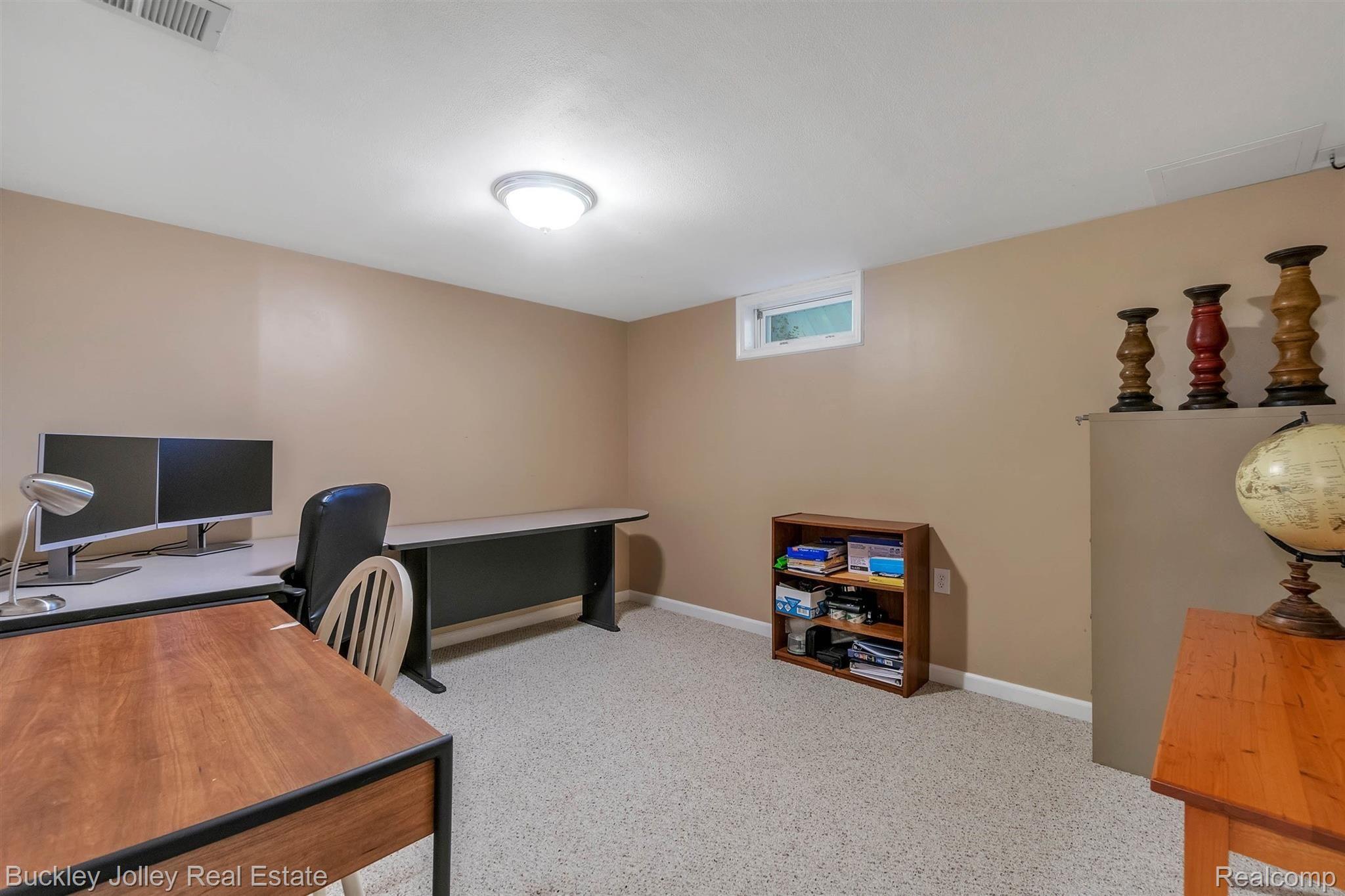 6454 Brighton Road Brighton, MI 48116 - Photo 21 of 28 Flex Room in the Basement.jpg