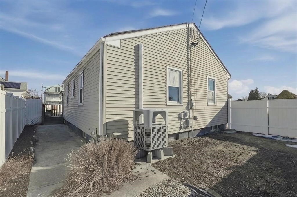 899 Ridge Street New Bedford, MA 02740 - Photo 26 of 30