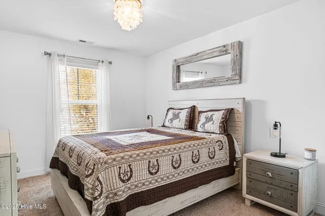 $479,900 | 47 Thomas Lane, Hampstead, NC 28443