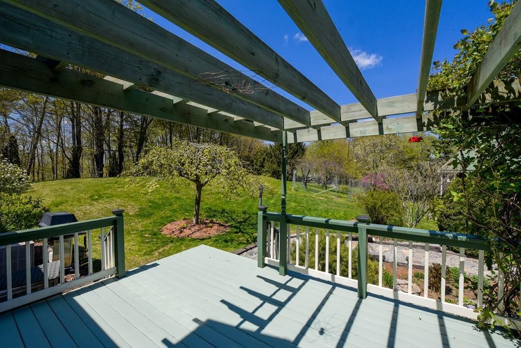 73 Chestnut Hill Road Groton, MA 01450 - Photo 3 of 27