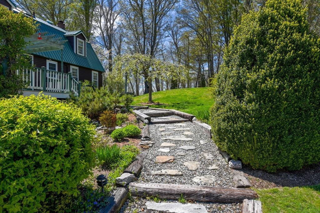 73 Chestnut Hill Road Groton, MA 01450 - Photo 4 of 27