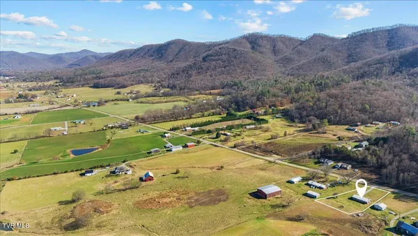 $319,000 | 1122 Highway 107, Jonesborough, TN 37659
