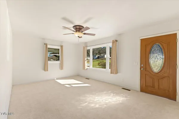 $319,000 | 1122 Highway 107, Jonesborough, TN 37659