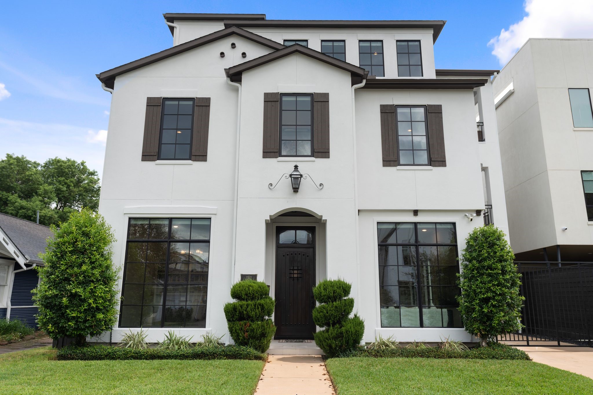 1512 Kipling Street Houston, TX 77006 - Photo 1 of 4 Front photo - More photos coming soon!