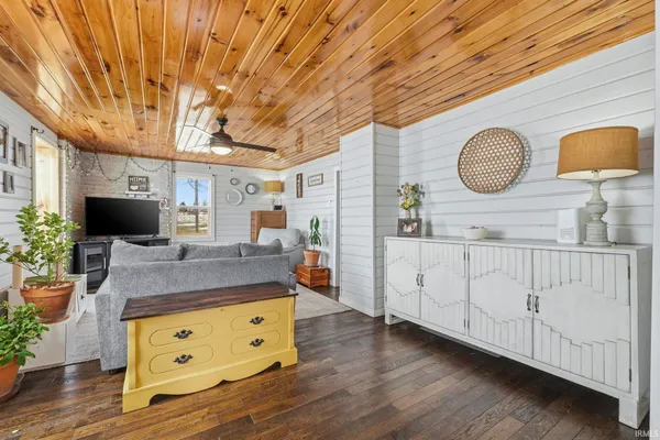 $334,900 | 2420 North Old State Road 1, Fremont, IN 46737