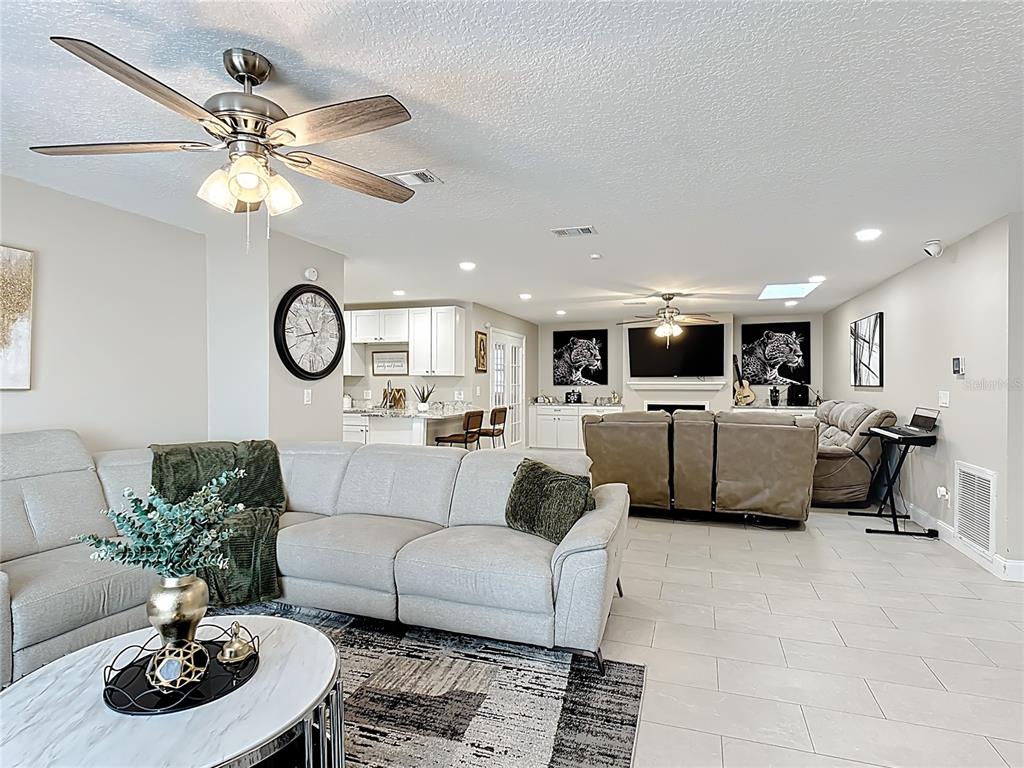 2661 Ames Haven Road Kissimmee, FL 34744 - Photo 9 of 51