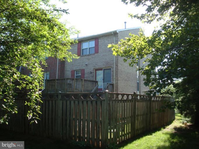8000 Reed Court Frederick, MD 21701 - Photo 14 of 27 Exterior (Rear)